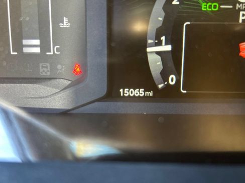 Certified 2025 Toyota 4Runner SR5 AWD/4WD image 16