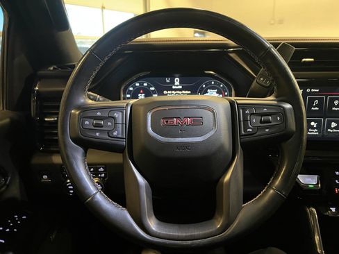 Used 2024 GMC Sierra 2500 AT4 w/ AT4 Premium Plus Package image 11