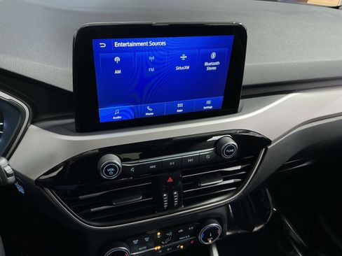 Used 2022 Ford Escape SEL image 26