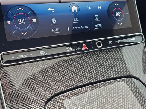 Used 2023 Mercedes-Benz C 300 Sedan w/ Exclusive Trim Package image 29