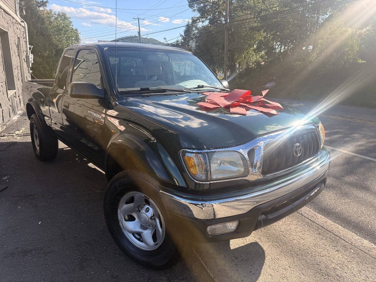 Used 2003 Toyota Tacoma 4x4 Xtracab w/ SR5 Pkg image 4