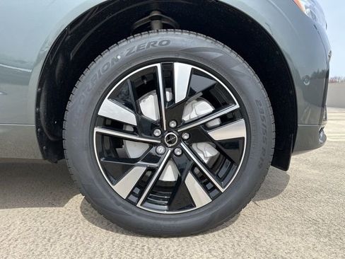 New 2026 Volvo XC60 B5 Plus w/ Protection Package Premier image 9