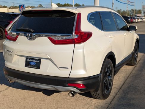 Used 2017 Honda CR-V Touring image 6