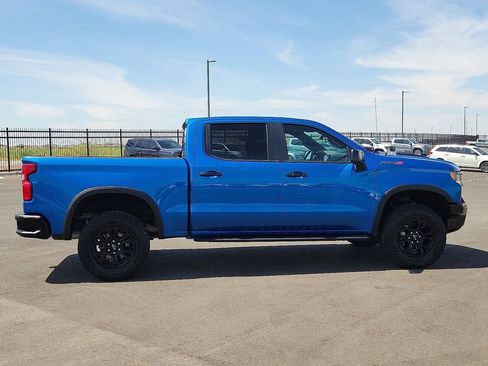 Used 2023 Chevrolet Silverado 1500 ZR2 w/ Technology Package image 6
