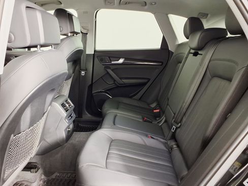 Used 2020 Audi Q5 2.0T Premium w/ Convenience Package image 13