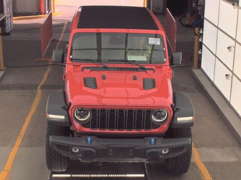 Certified 2025 Jeep Wrangler Unlimited Rubicon 4xe w/ Convenience Group image 2