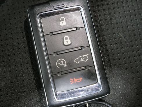 Used 2023 Jeep Grand Cherokee Altitude AWD/4WD image 29