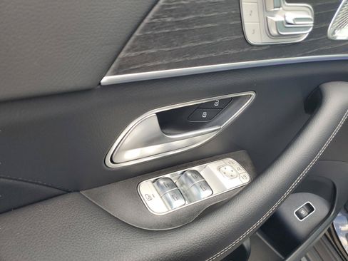 Certified 2026 Mercedes-Benz GLS 450 4MATIC w/ AMG Line Exterior image 23