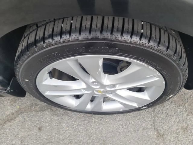 Used 2014 Chevrolet Cruze LTZ w/ Enhanced Safety Package FWD image 31