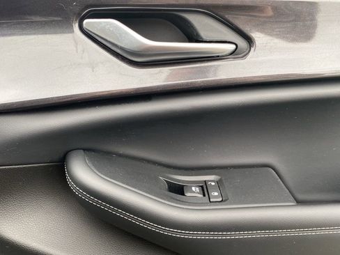 Certified 2021 Jeep Grand Cherokee L Laredo image 11