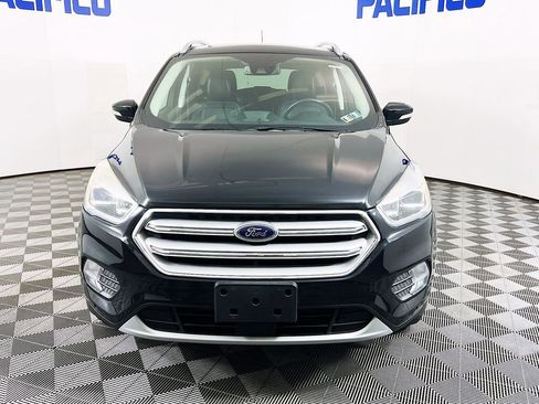 Certified 2019 Ford Escape Titanium AWD/4WD image 3