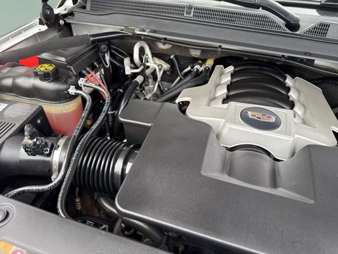 Used 2019 Cadillac Escalade Luxury image 44