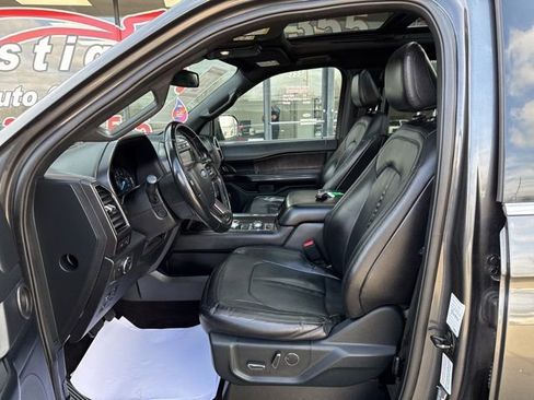 Used 2021 Ford Expedition Max Limited image 29
