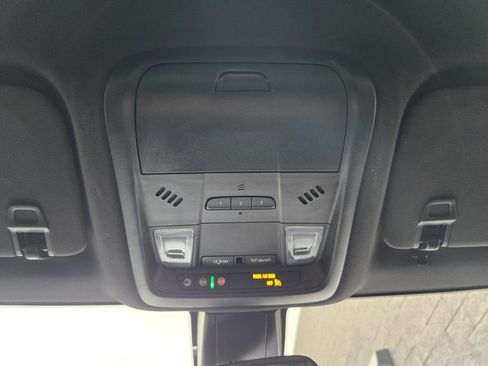 Used 2022 Chevrolet Blazer RS w/ Enhanced Convenience Package FWD image 21