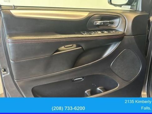 Used 2019 Dodge Grand Caravan GT FWD image 18
