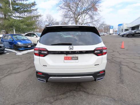 New 2026 Honda Pilot Elite image 5