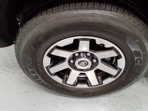 Used 2023 Toyota 4Runner TRD Off-Road image 30