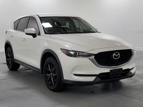 Used 2018 MAZDA CX-5 Touring image 2