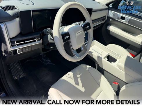 Used 2026 Hyundai Santa Fe SEL image 8