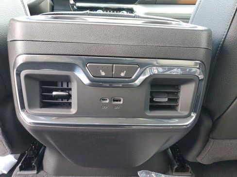 New 2026 GMC Sierra 1500 Denali AWD/4WD image 18