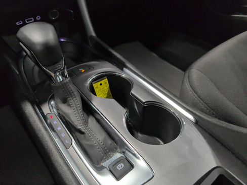 Used 2024 Chevrolet Malibu LT w/ Sport Edition FWD image 16