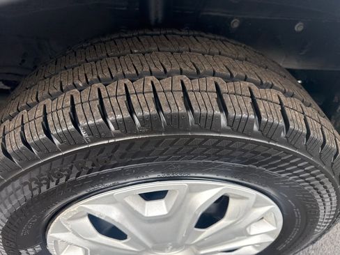 Used 2024 Ford Transit 250 Low Roof w/ Exterior Upgrade Package image 22