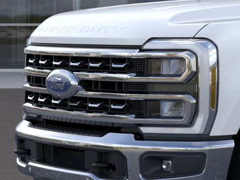 New 2026 Ford F250 Lariat w/ Lariat Premium Package AWD/4WD image 17