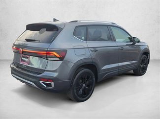 New 2026 Volkswagen Taos SE video 2