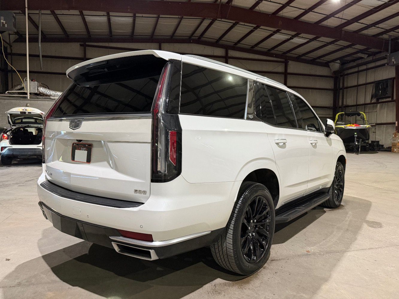 Used 2022 Cadillac Escalade Luxury AWD/4WD image 5