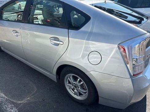 Used 2010 Toyota Prius Five FWD image 10