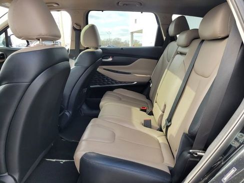 Used 2019 Hyundai Santa Fe Limited image 11