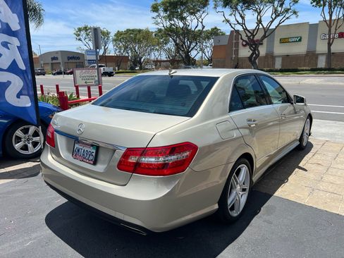 Used 2010 Mercedes-Benz E 350 Sedan image 8