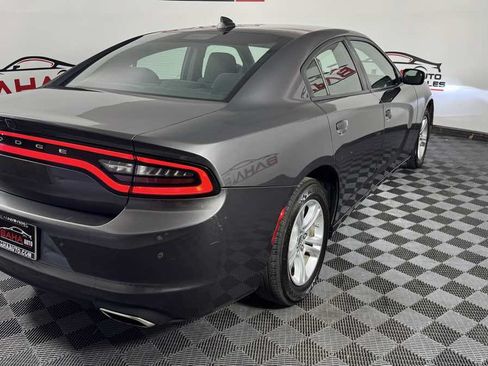 Used 2023 Dodge Charger SXT RWD image 7