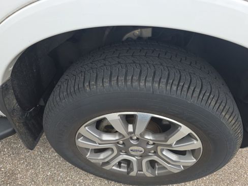 Used 2019 Ford Ranger Lariat w/ FX4 Off-Road Package AWD/4WD image 2