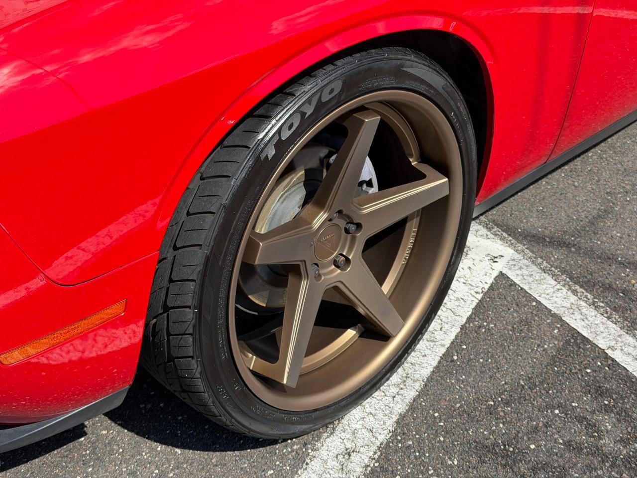 Used 2018 Dodge Challenger SXT RWD image 8