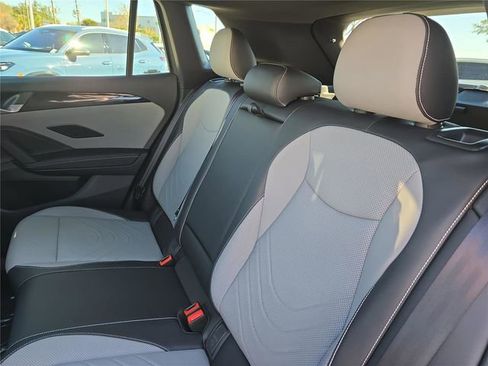 New 2026 Volkswagen Tiguan SE R-Line image 10