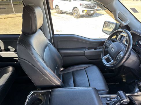 Used 2022 Ford F150 Lariat w/ FX4 Off-Road Package image 8