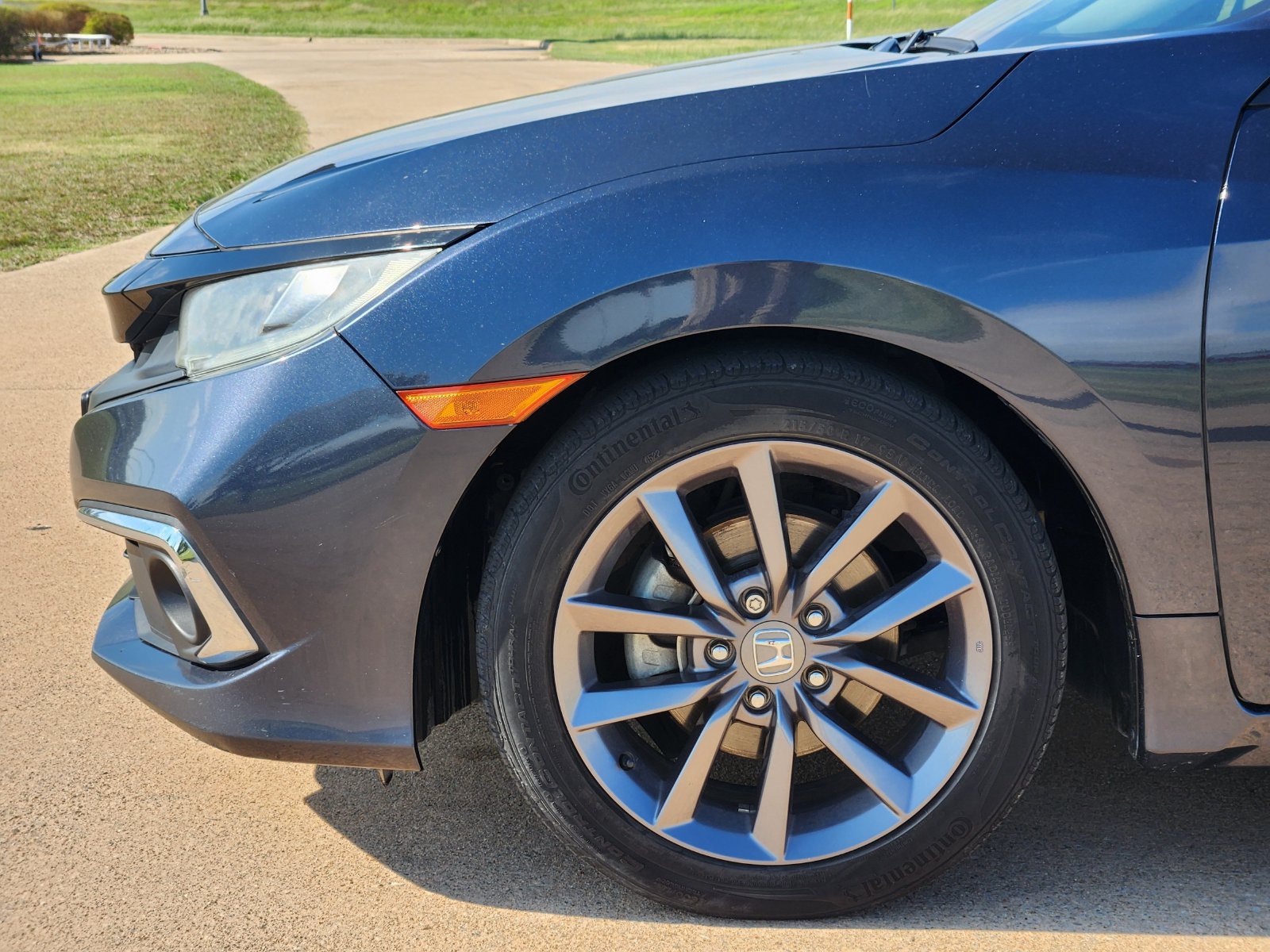 Used 2020 Honda Civic EX image 13