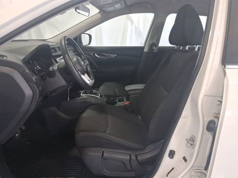 Used 2018 Nissan Rogue S AWD/4WD image 14