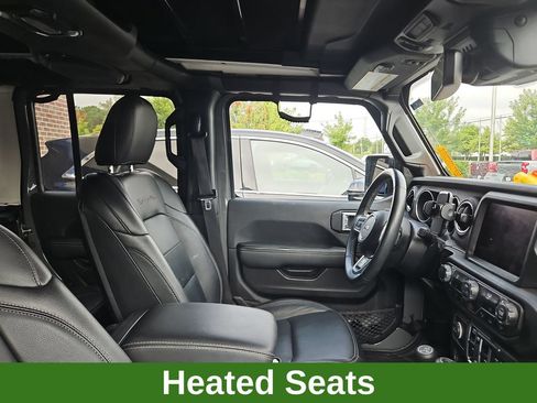 Used 2022 Jeep Wrangler Unlimited Sahara w/ Safety Group AWD/4WD image 9