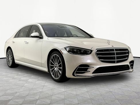 Certified 2022 Mercedes-Benz S 580 4MATIC Sedan image 3