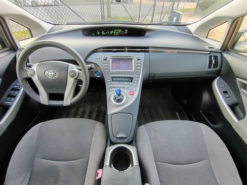 Used 2013 Toyota Prius Three w/ Solar Roof Pkg FWD image 34