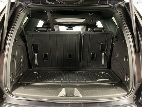 Used 2023 GMC Yukon SLT image 37