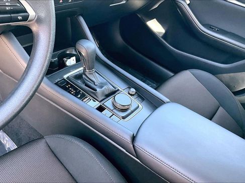 Certified 2025 MAZDA MAZDA3 s image 10