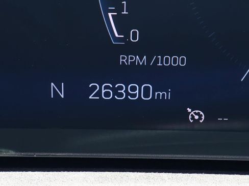 Certified 2024 Cadillac XT4 Sport FWD image 33