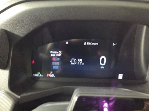 Used 2025 Ford Explorer ST-Line w/ ST-Line Street Pack image 15