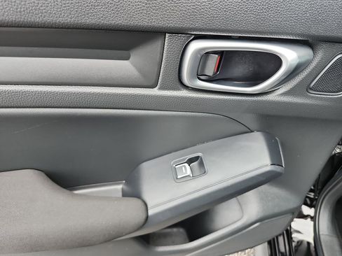 Used 2023 Honda Civic Sport image 22