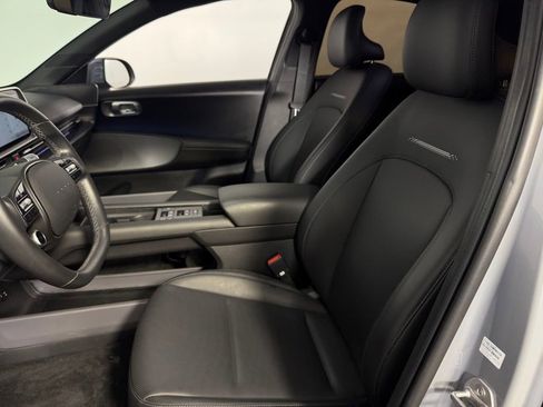 Used 2023 Hyundai Ioniq 6 SEL RWD image 16