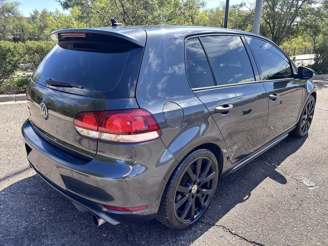 Used 2012 Volkswagen Golf 4-Door FWD image 9