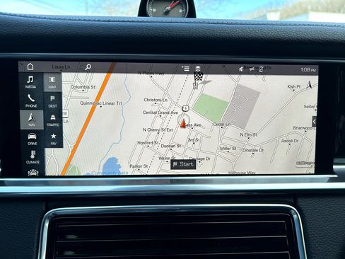 Used 2017 Porsche Panamera 4 image 28